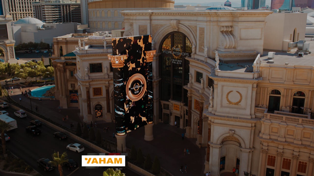 Caesars Palace Las Vegas – Yaham LED-Display mit Yaham-Logo