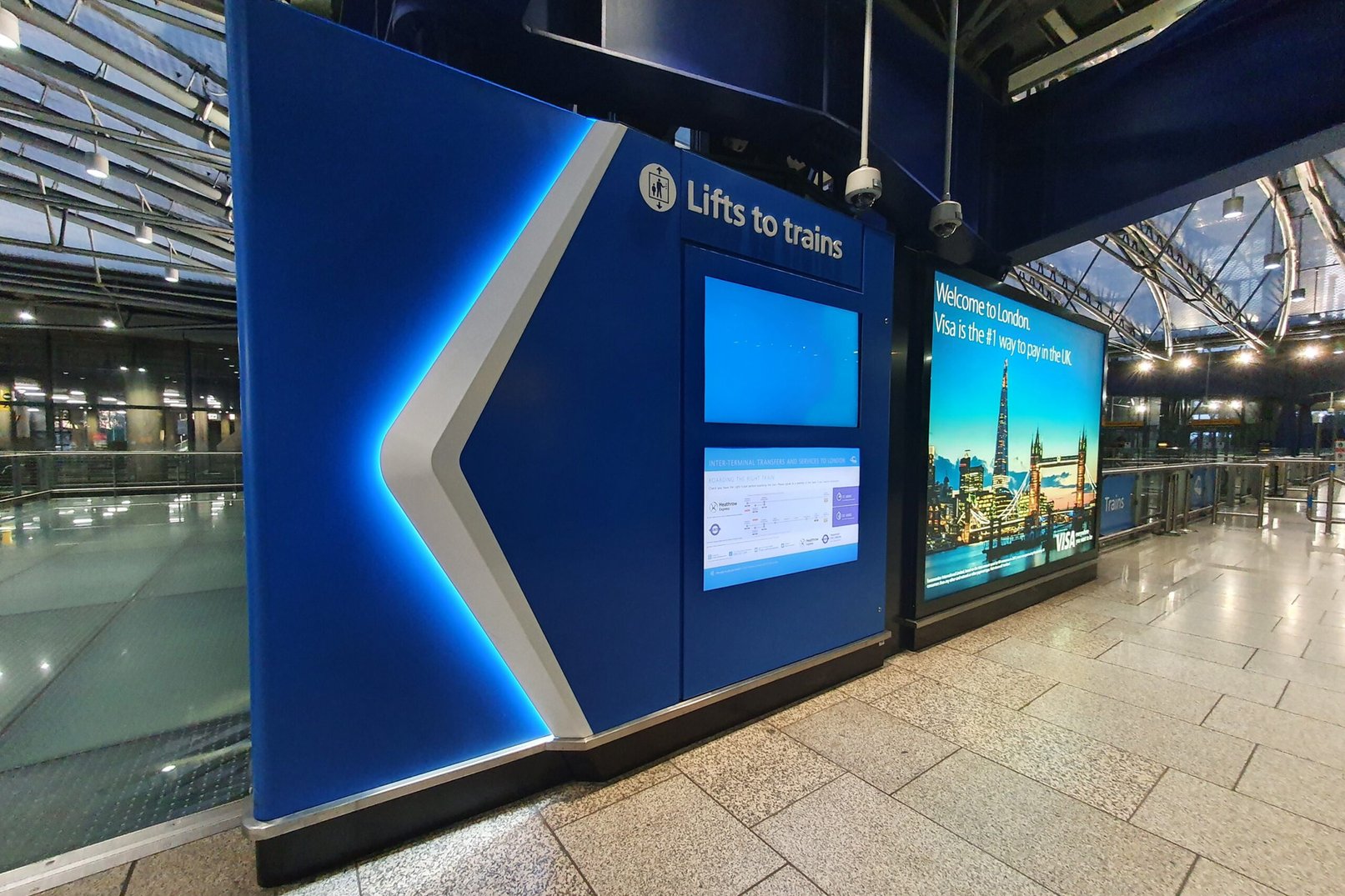 Digitale Wegeleitung am Flughafen Heathrow